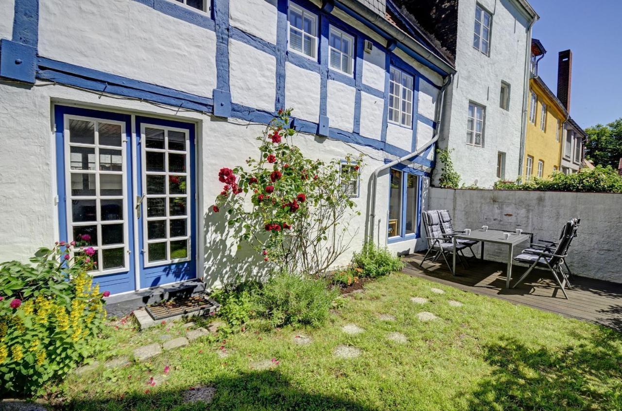 Fewo1846 - Villa Windschief - Uriges Fachwerkhaus Auf 3 Ebenen Mit Garten Im Stadtzentrum Фленсбург Екстериор снимка